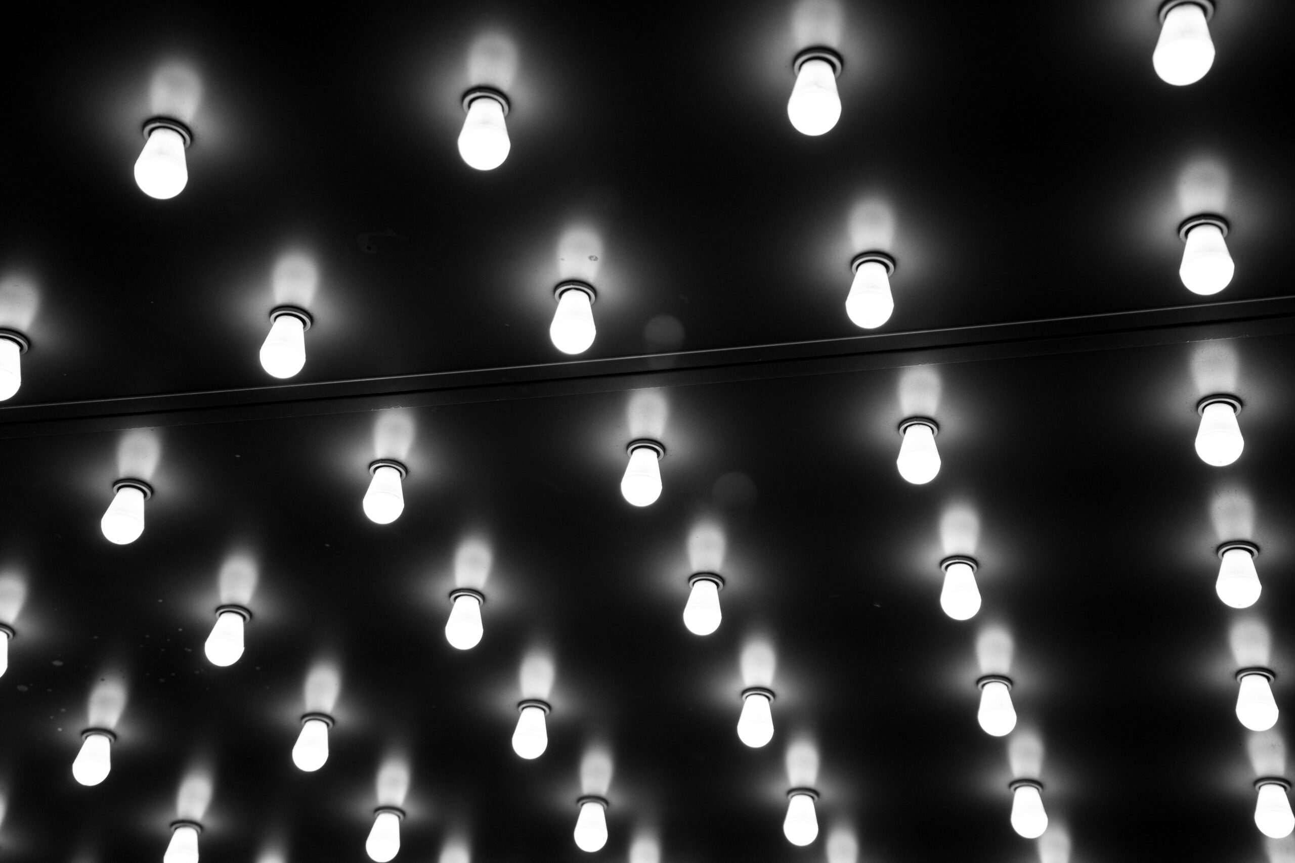 7 Tactics to Navigate the Cost-of-Advertising Crisis and Stretch your Ad Budget image